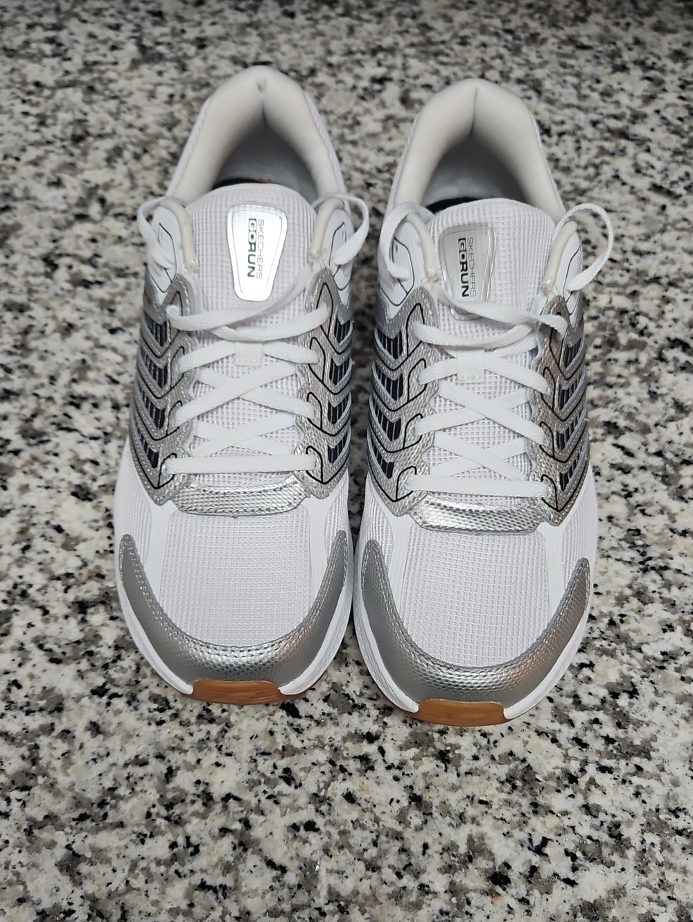 SKECHERS GO RUN SNEAKER, WOMENS 9.5